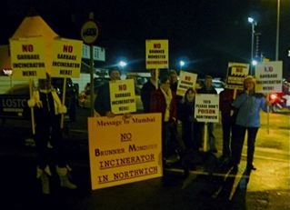 Demonstration outside Brunner Mond against incinerator plans
